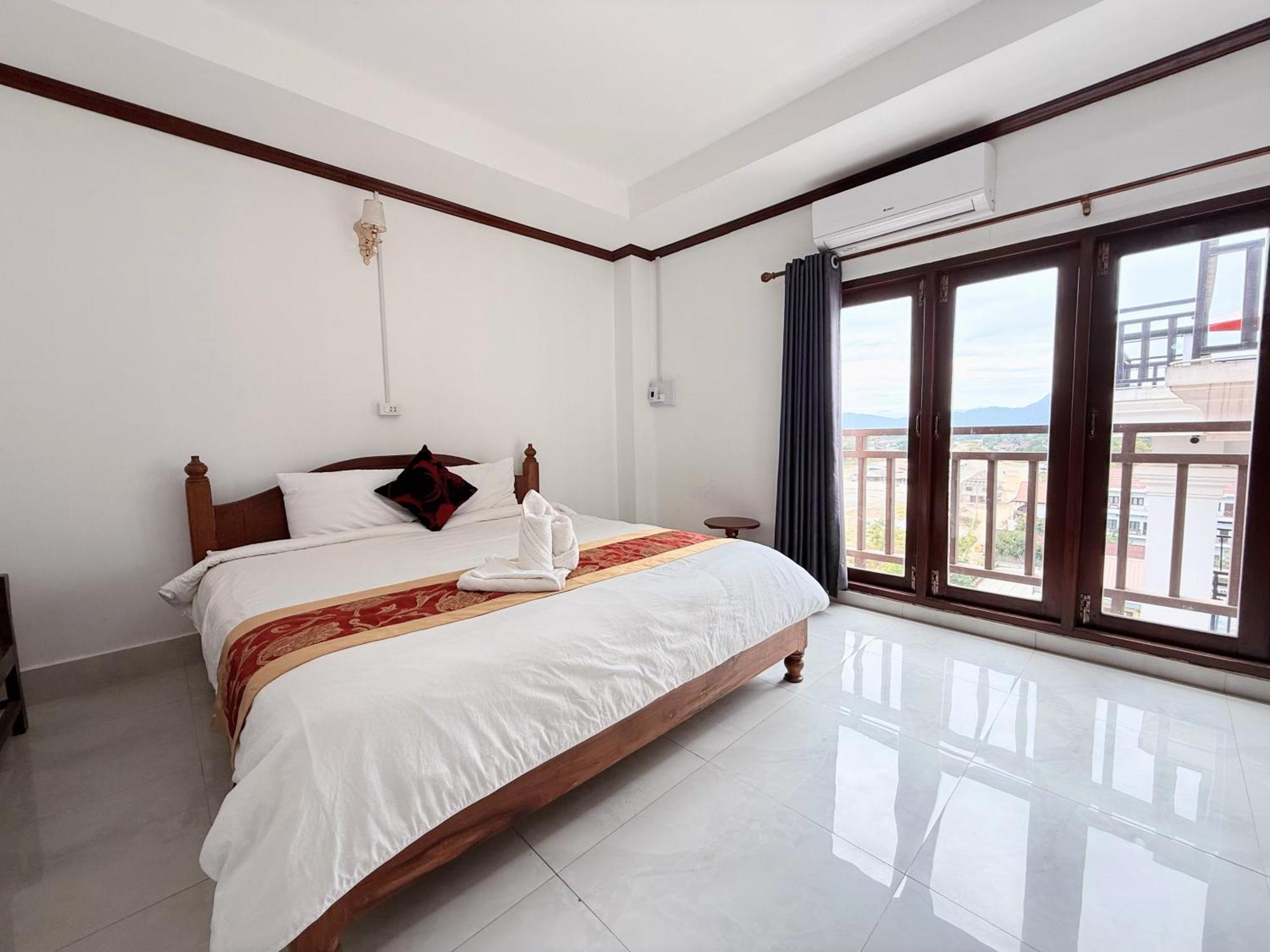 Vangvieng Sisavang Mountain View Hotel Vang Vieng Zewnętrze zdjęcie