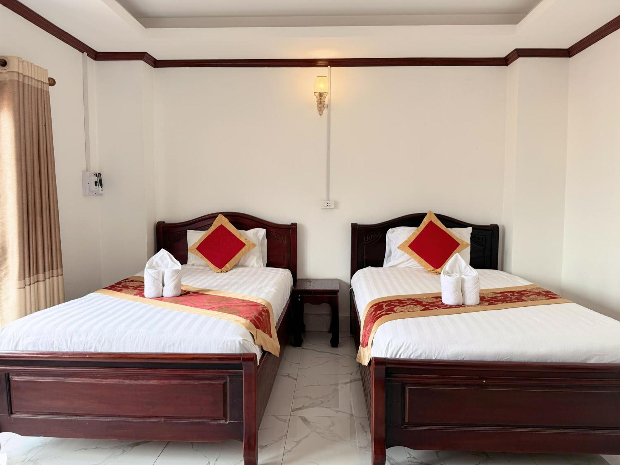 Vangvieng Sisavang Mountain View Hotel Vang Vieng Zewnętrze zdjęcie