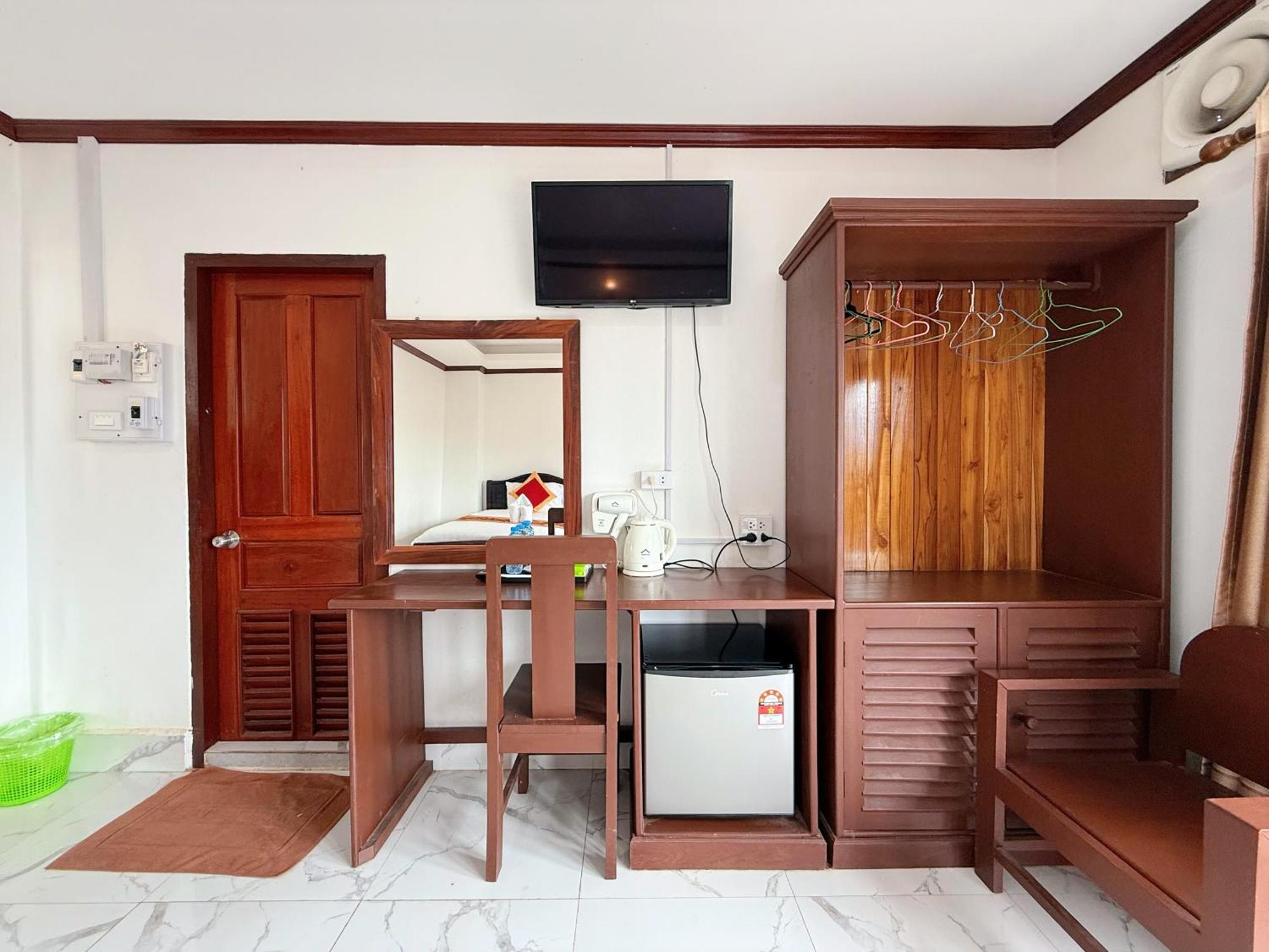 Vangvieng Sisavang Mountain View Hotel Vang Vieng Zewnętrze zdjęcie