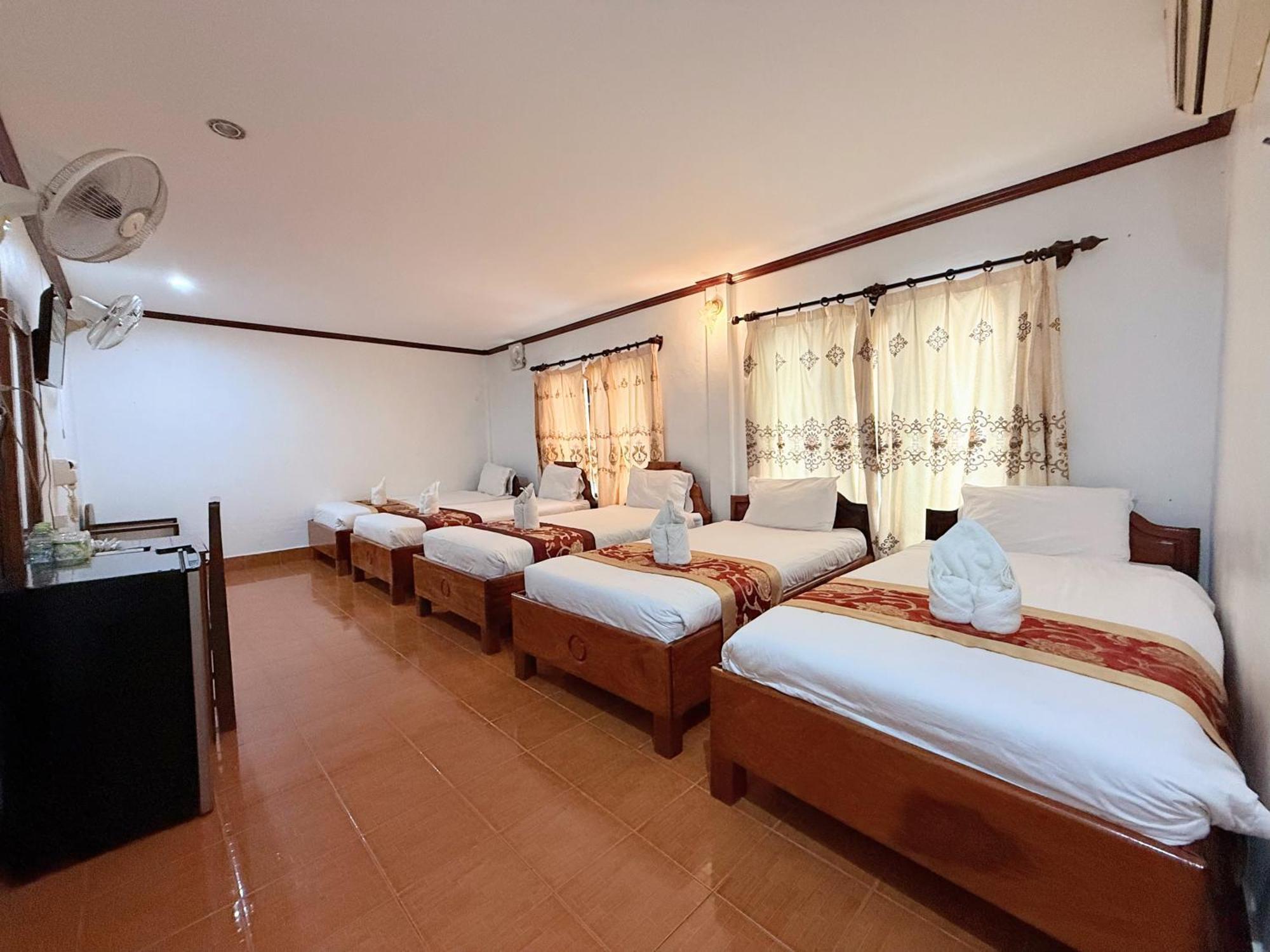 Vangvieng Sisavang Mountain View Hotel Vang Vieng Zewnętrze zdjęcie